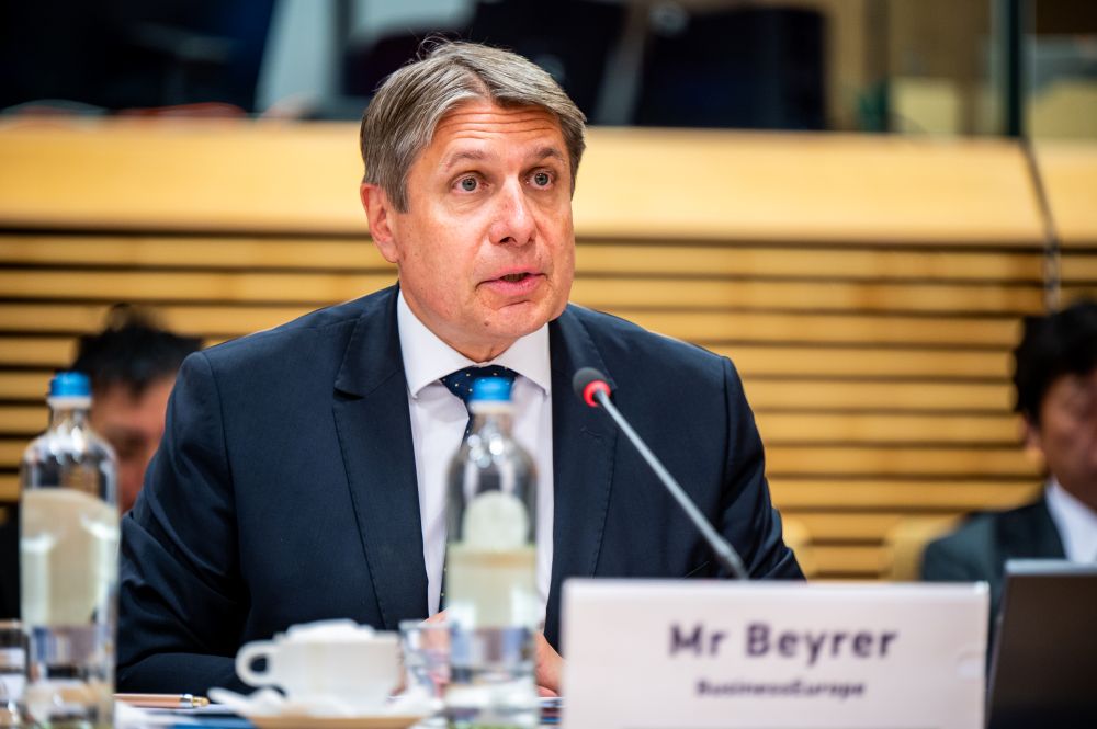 BRT - Panel 1 : Mr Beyrer