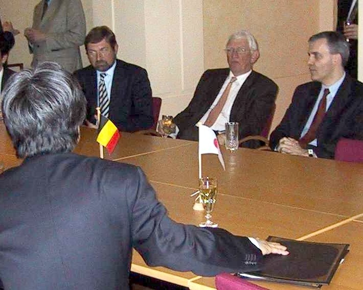 2005 - Signature of the Belgium-Japan Social Security Treaty