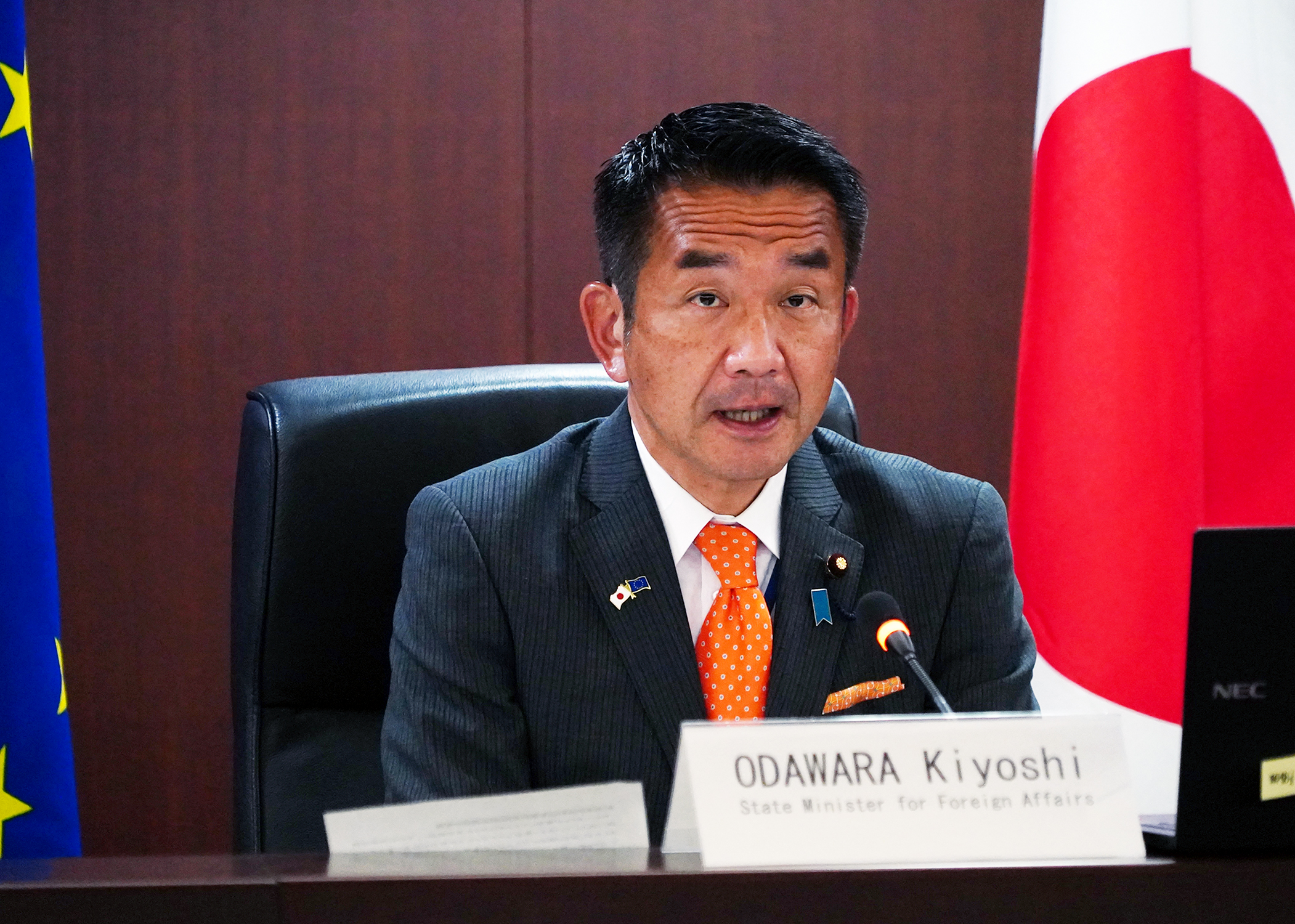 MOFA State Minister Odawara during the handover session